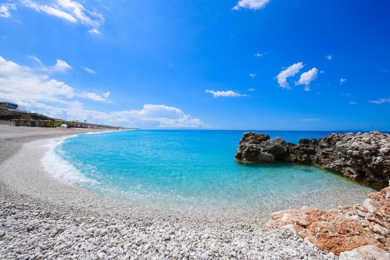 Hotel Green Coast Palasë Zewnętrze zdjęcie