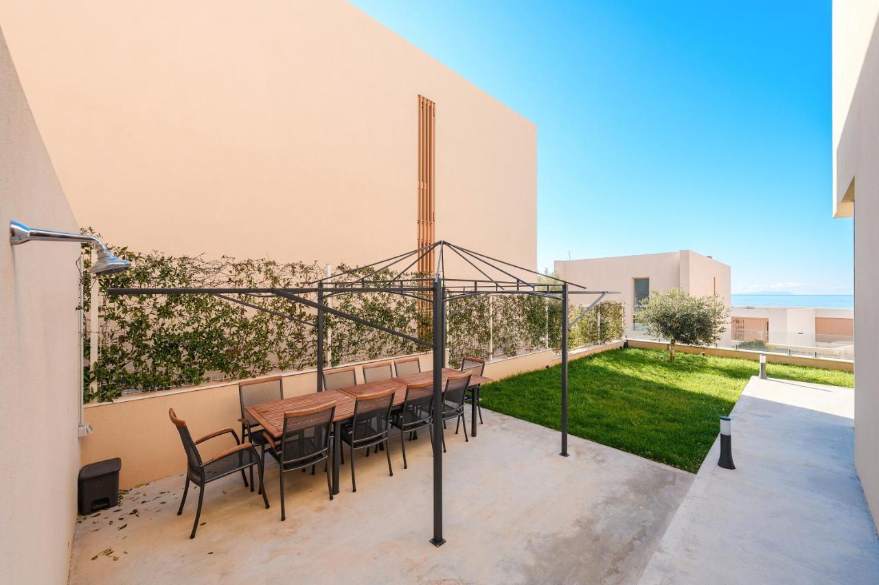 Hotel Green Coast Palasë Zewnętrze zdjęcie