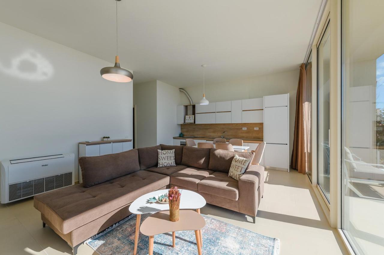 Hotel Green Coast Palasë Zewnętrze zdjęcie