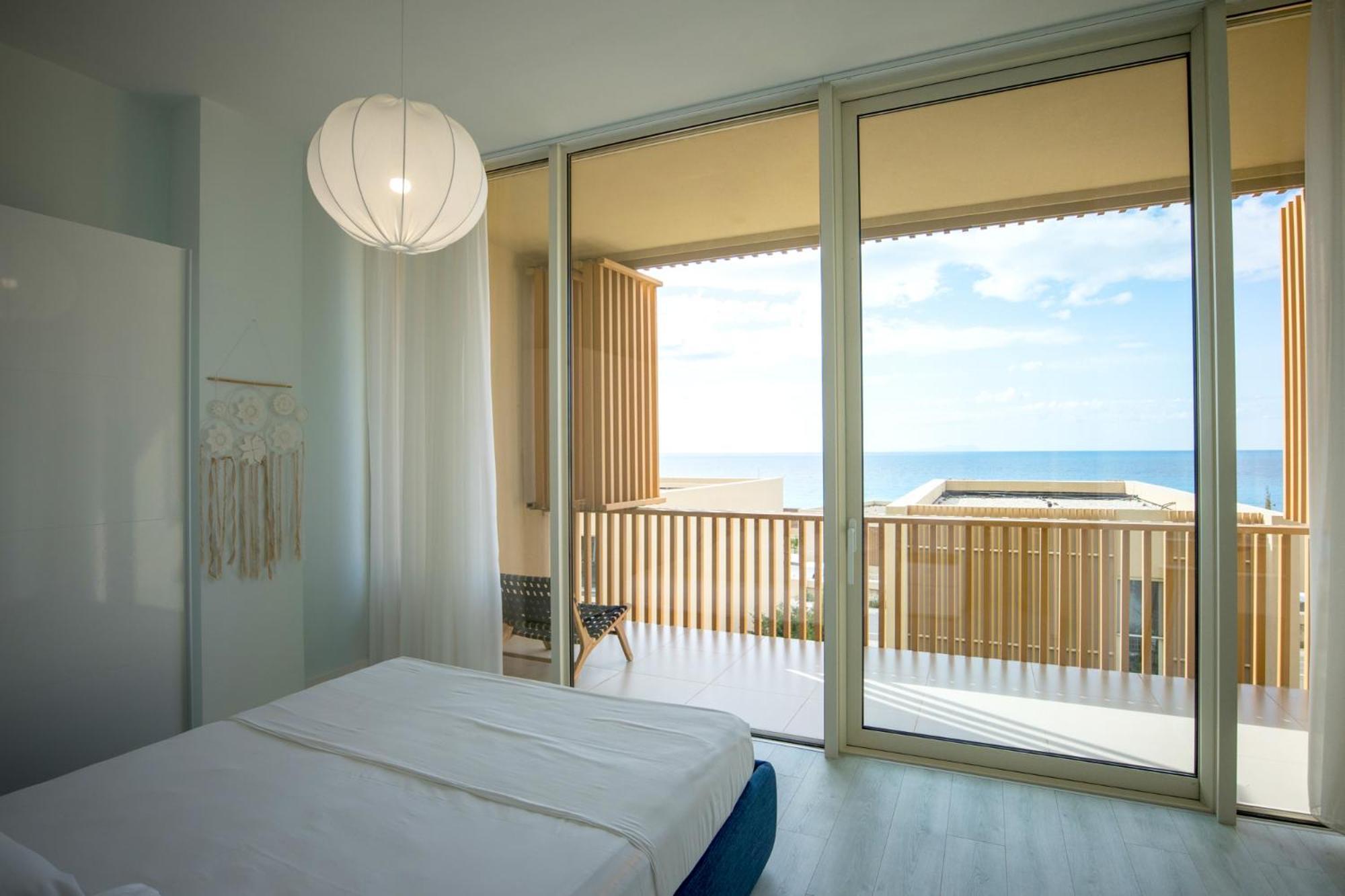 Hotel Green Coast Palasë Zewnętrze zdjęcie