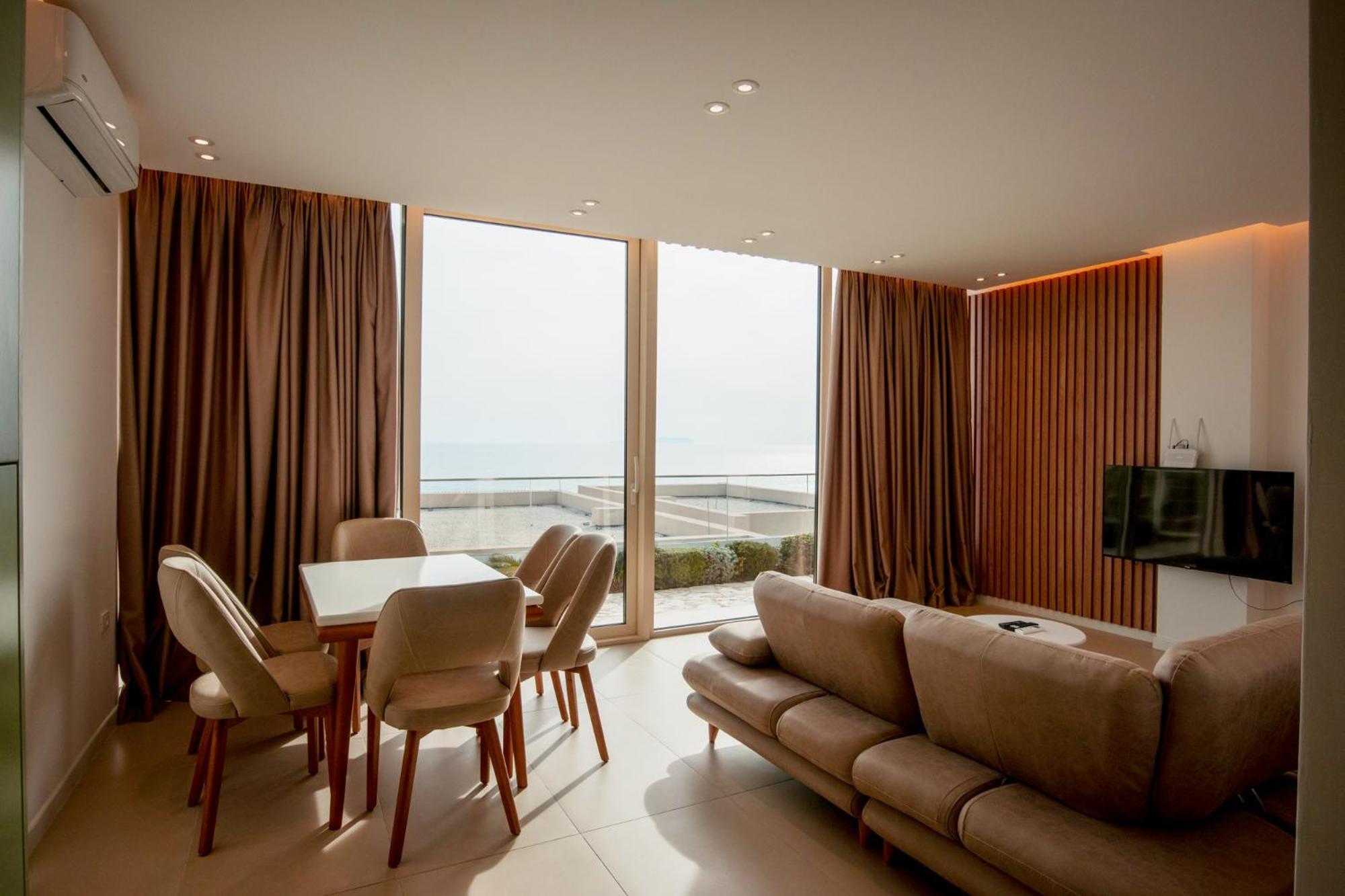 Hotel Green Coast Palasë Zewnętrze zdjęcie